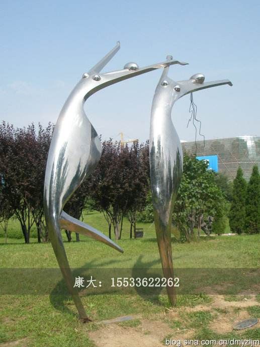 不锈钢抽象人物城市雕塑
