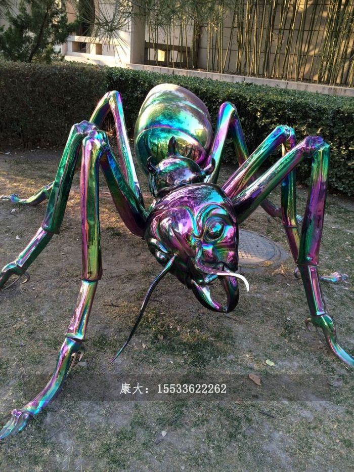 不锈钢蜘蛛雕塑