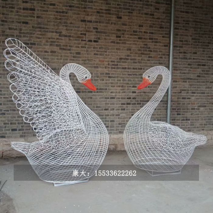 天鹅雕塑