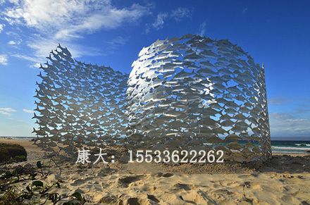 不锈钢鱼雕塑