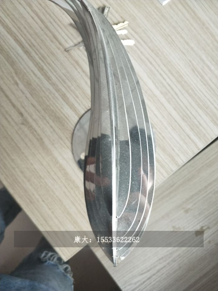 不锈钢鱼雕塑