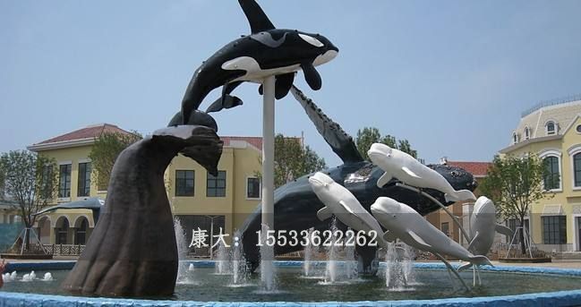 鲨鱼雕塑