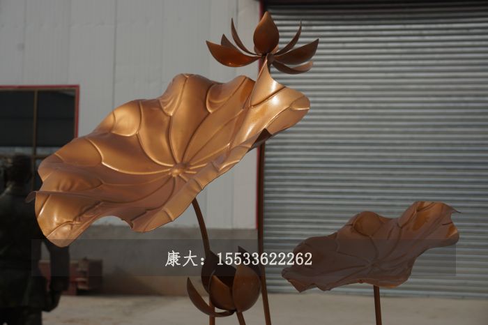 荷花雕塑