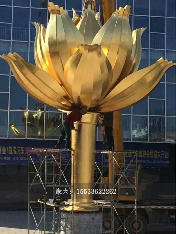 荷花雕塑