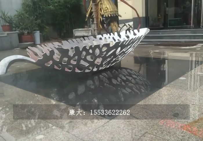 树叶雕塑