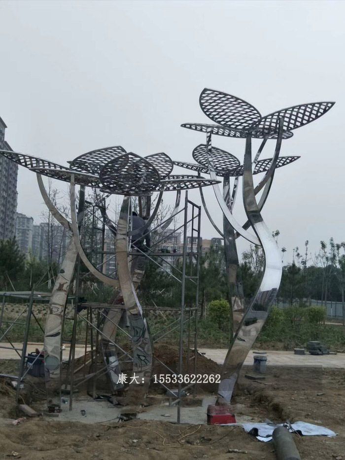 树造型雕塑