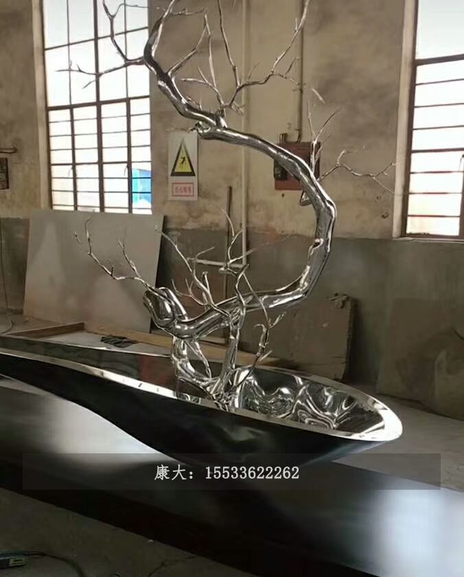 树造型雕塑