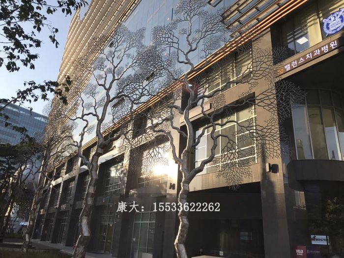 树造型雕塑
