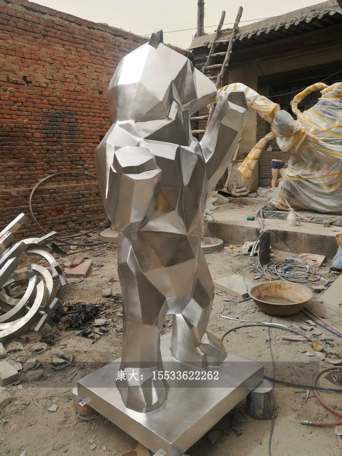 不銹鋼仿動(dòng)物熊雕塑