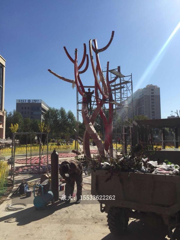 树造型雕塑