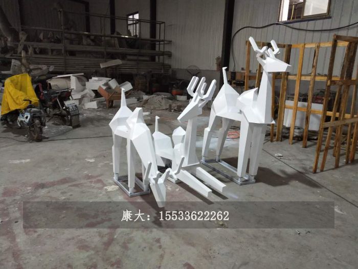 不銹鋼戶(hù)外雕塑鹿擺件