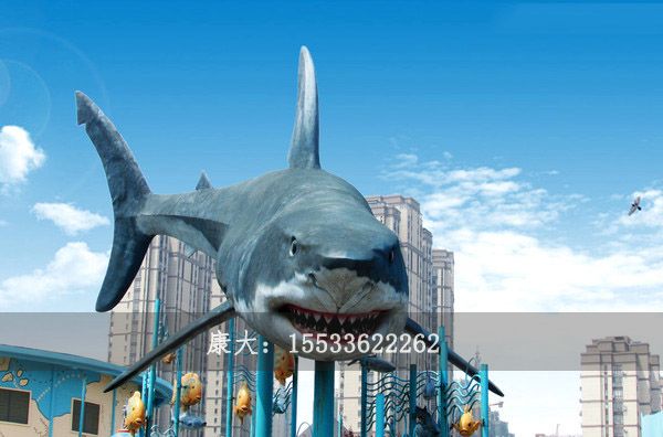 不銹鋼海洋鯊魚雕塑
