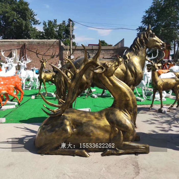 不锈钢鹿雕塑定制