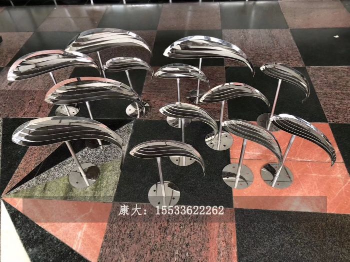 不锈钢公园鱼雕塑摆件