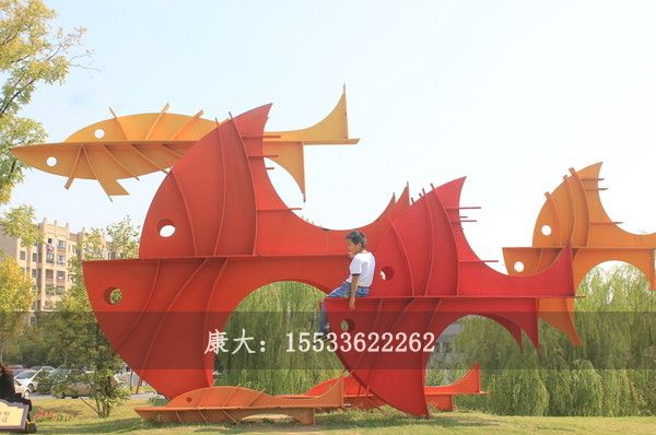 不銹鋼彩繪魚雕塑