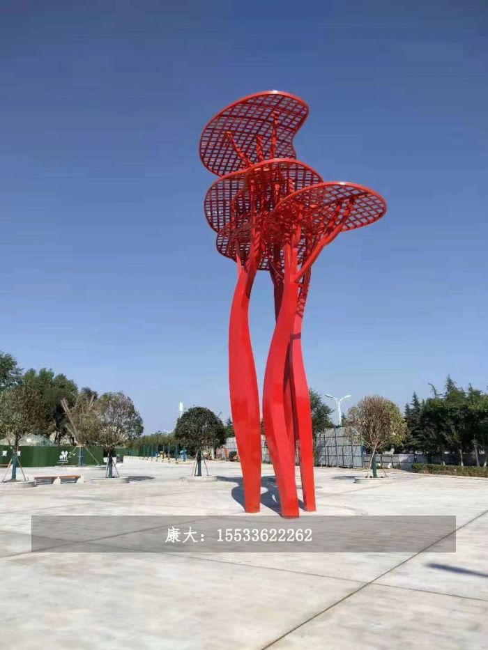 不銹鋼彩繪樹(shù)戶外雕塑
