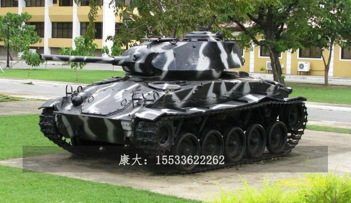 坦克雕塑
