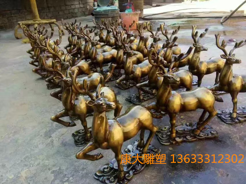 公園景觀鑄銅鹿雕塑擺件創(chuàng)意鑄銅鹿雕塑生產(chǎn)廠家