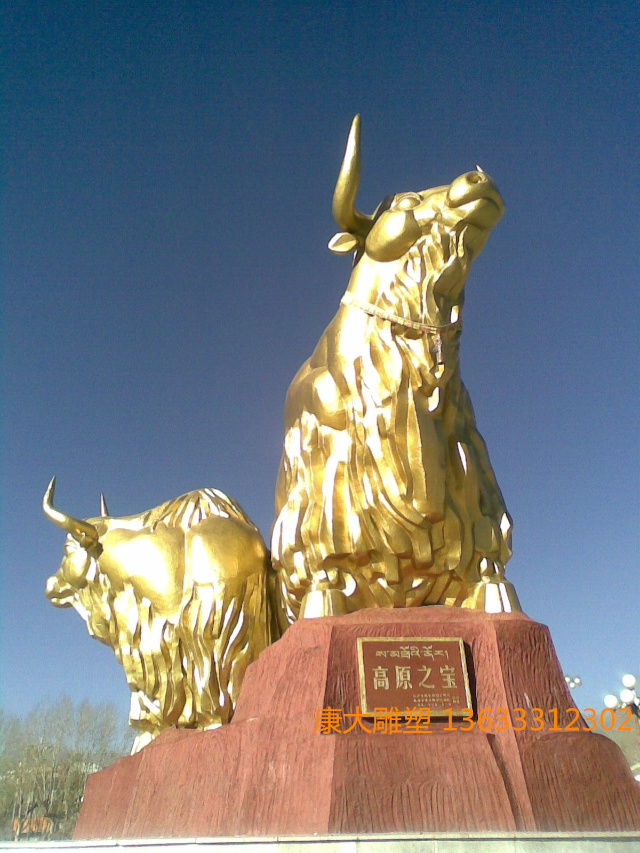 城市地標(biāo)性鑄銅牛雕塑擺件城市建設(shè)鑄銅雕塑牛雕塑擺件廠家