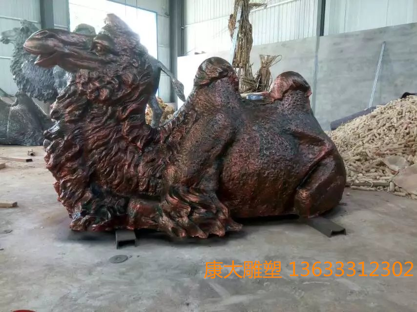 廣場(chǎng)鑄銅駱駝雕塑擺件城建鑄銅駱駝雕塑擺件生產(chǎn)廠家