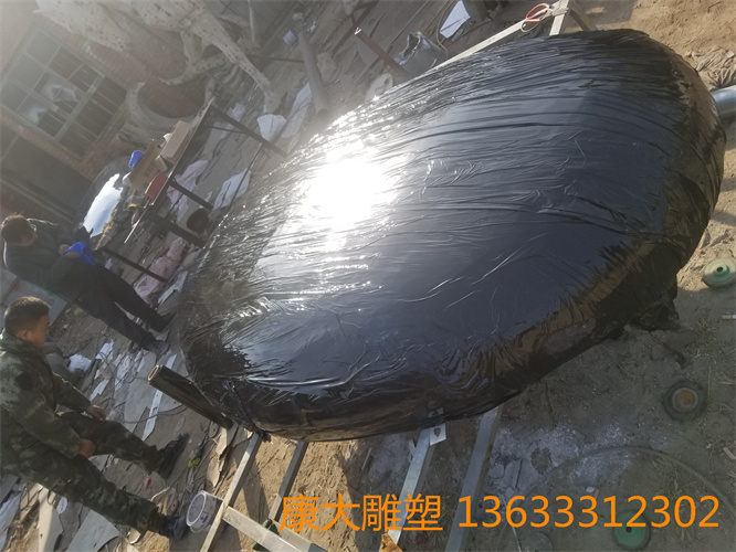 城市不銹鋼石頭雕塑廠家校園鏡面石頭不銹鋼雕塑擺件