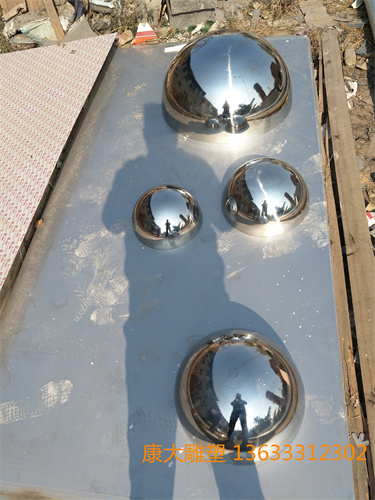 市政不銹鋼石頭造型雕塑擺件別墅不銹鋼鏡面石頭造型雕塑廠家