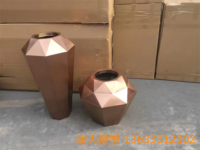 別墅不銹鋼花盆雕塑擺件園林不銹鋼花盆雕塑生產(chǎn)廠