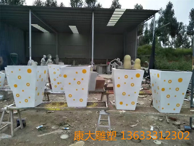 專業(yè)不銹鋼花盆雕塑擺件園林不銹鋼花盆雕塑廠