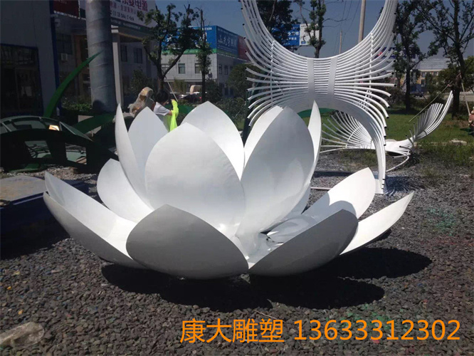 廣場不銹鋼荷花雕塑不銹鋼仿真荷花雕塑生產(chǎn)廠