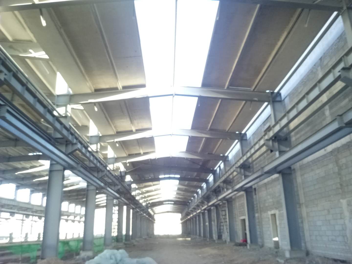 發泡水泥複合板