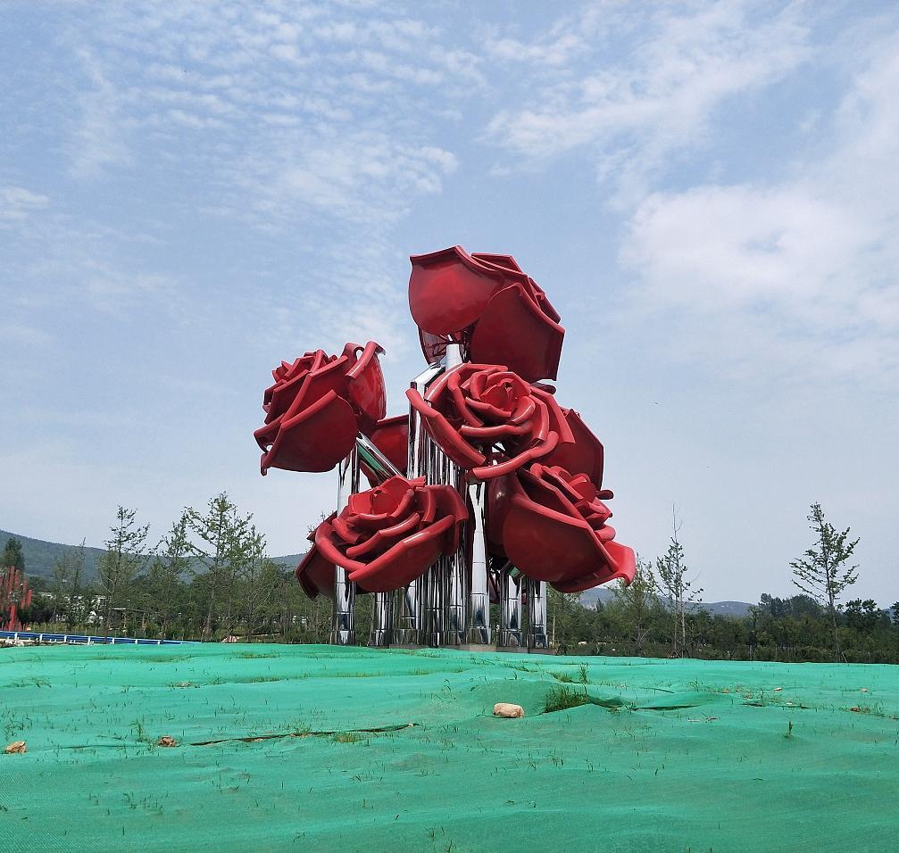 不锈钢雕塑定制厂家