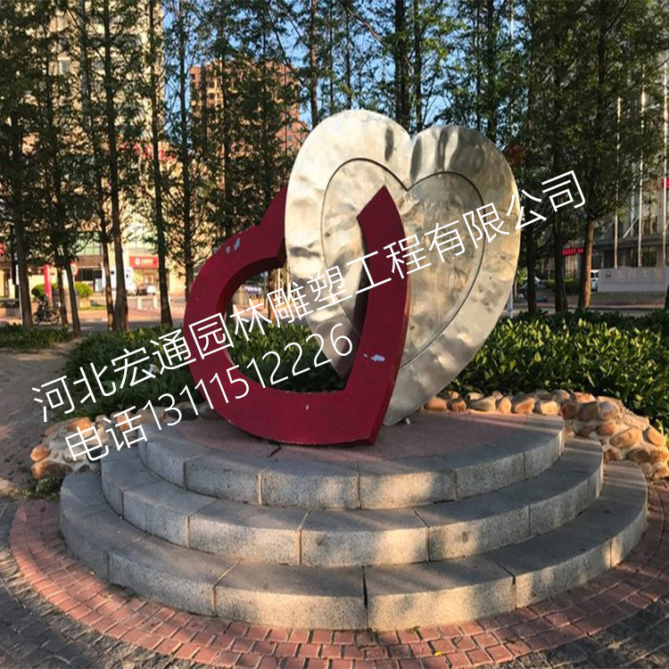 不锈钢爱心雕塑公园广场园林装饰景观不锈钢心形雕塑定制