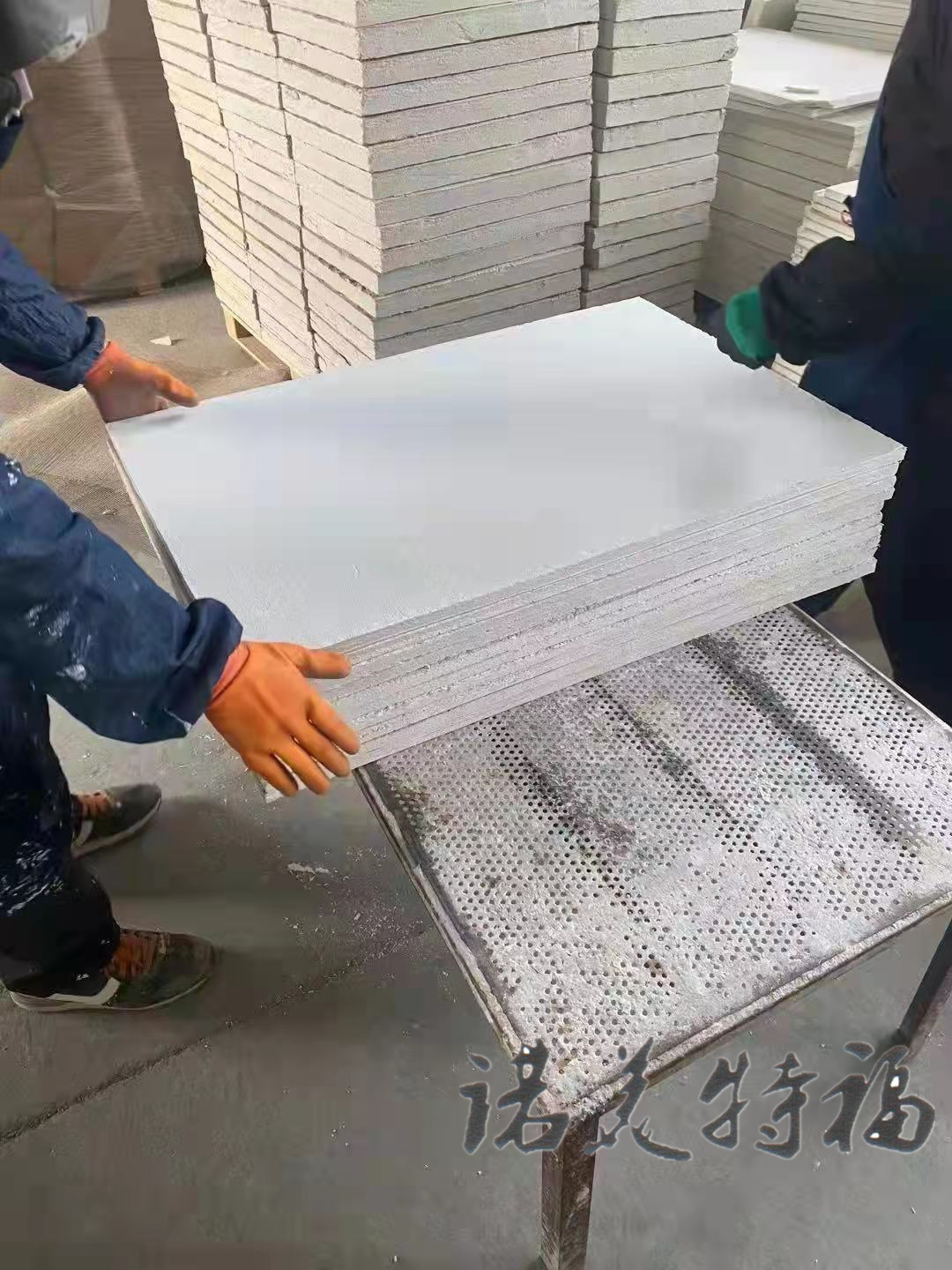 高密度硅酸铝板