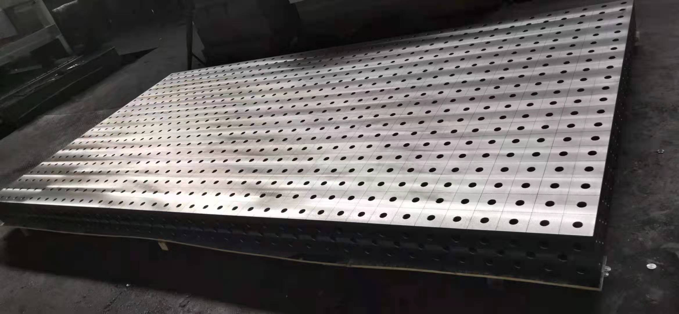 柔性焊接工裝平臺