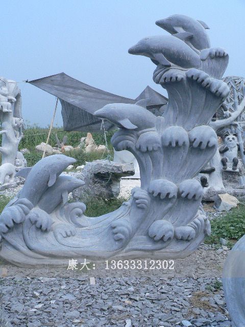 石雕海豚