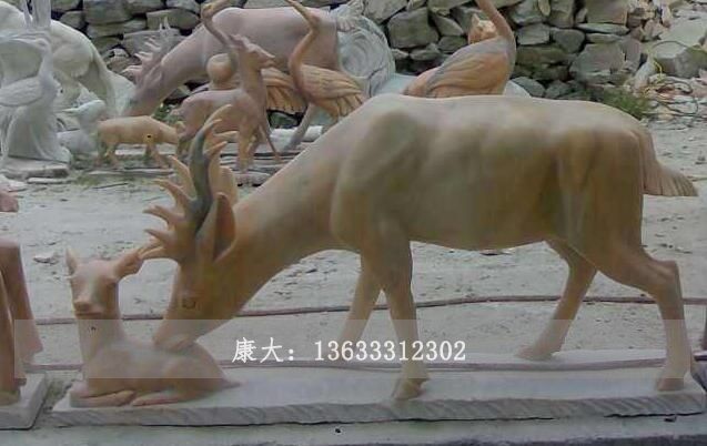 石雕鹿