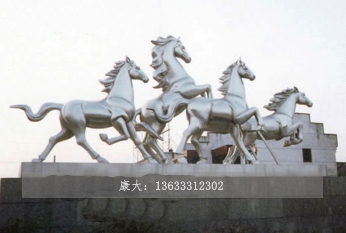 马雕塑