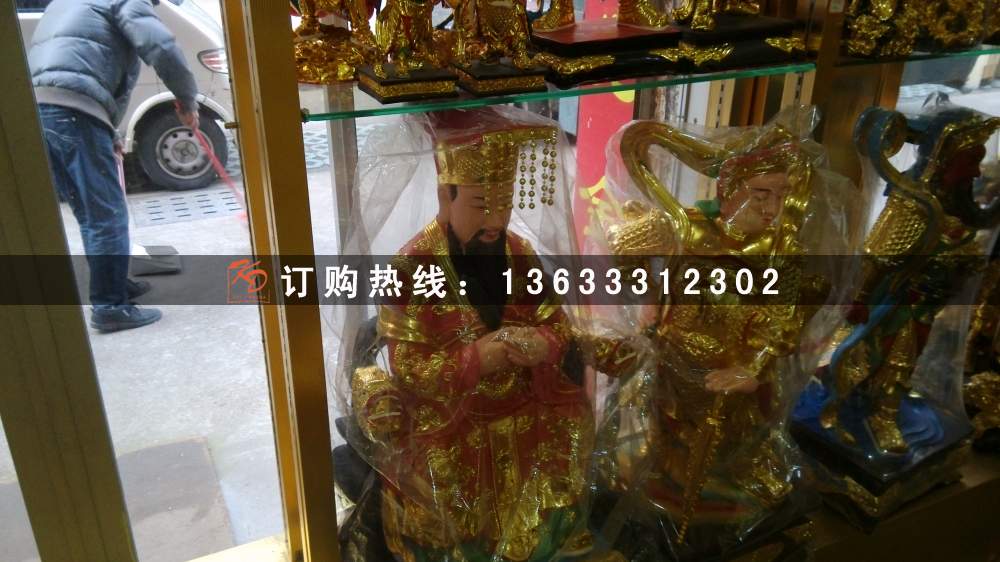 寺庙海岛玻璃钢彩绘观音佛像 玻璃钢手工彩绘贴金树脂雕刻神像厂