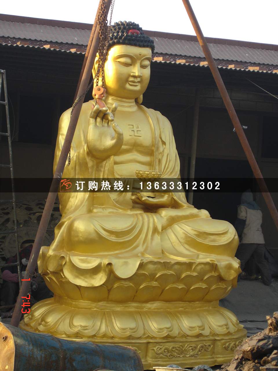 型寺庙玻璃钢彩绘贴金释迦牟尼佛药师佛五方佛铜像定制