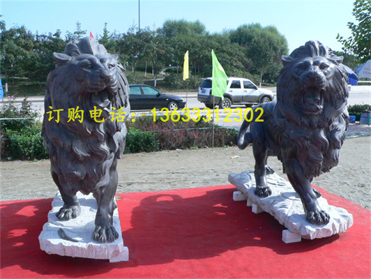 晚霞红蹲石狮子狮 大型爬狮雕塑 石雕狮子欧式石材 大门口摆件