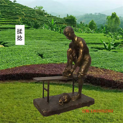铜雕人物 定制人物铸铜雕塑 商业街民俗小品摆件