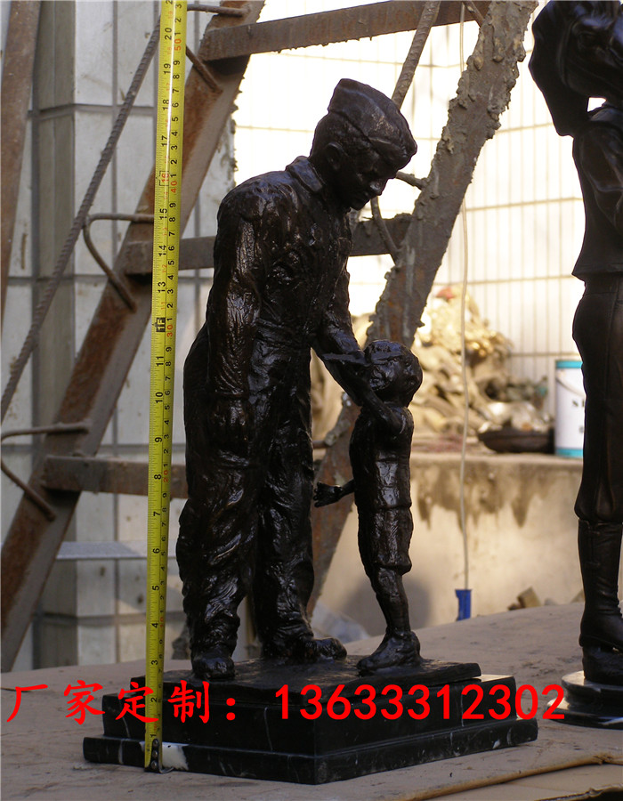 现代人物铜雕 西方人物铜雕 铸铜人物工艺品定制厂家