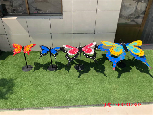 不锈钢镂空发光蝴蝶雕塑铁艺昆虫摆件户外庭院草坪花园林景观装饰