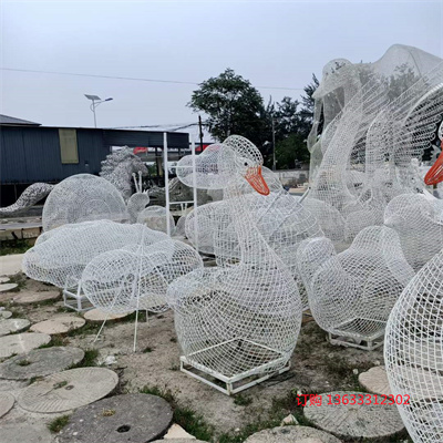不锈钢铁艺天鹅镂空发光动物雕塑酒店房地产广场户外庭院动物摆件
