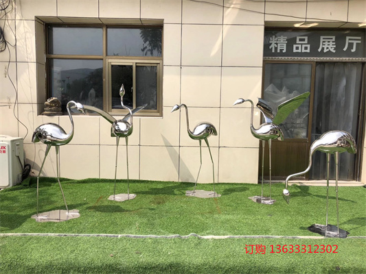不锈钢镜面动物火烈鸟雕塑 园林景观户外工程 金属仙鹤雕塑摆件