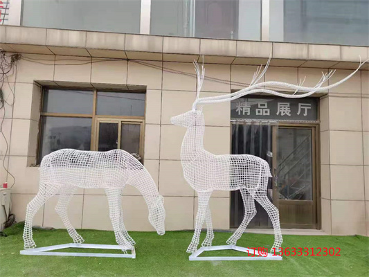 户外草坪铁艺装饰不锈钢镂空鹿雕塑 园林广场景观动物金属摆件
