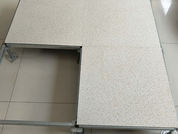 无边防静电地板