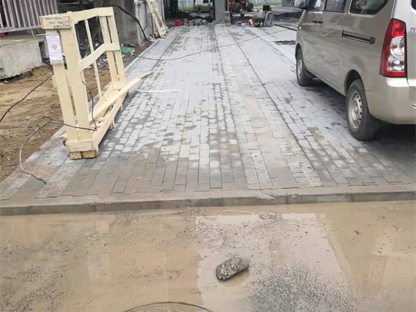 北京石景山首鋼園仿石PC磚鋪裝
