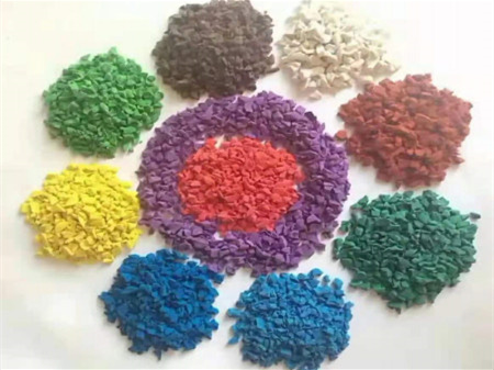 彩色塑胶颗粒