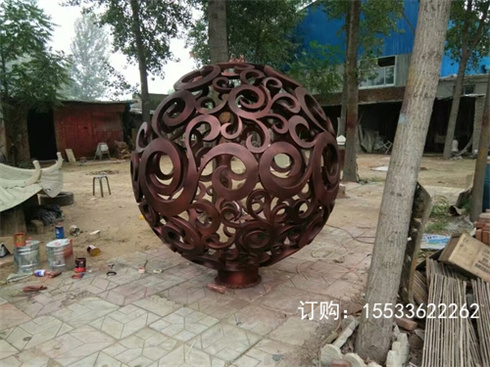 雕塑艺术制作各种规格彩色不锈钢镂空球/透光铁艺镂空球/金属镂空球小品雕塑 